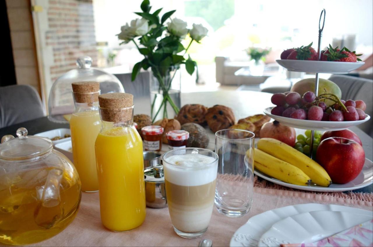 Jardin Du Marais Acomodação com café da manhã Froyennes Exterior foto